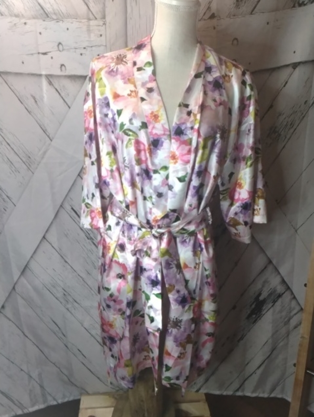 ICollection Floral Satin Robe - Pink & Purple L/XL